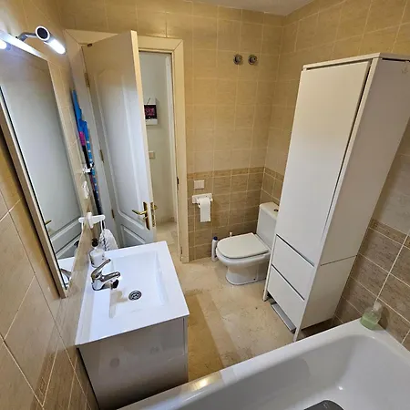 Modern And Welcoming Family With Large Terrace Apartment *