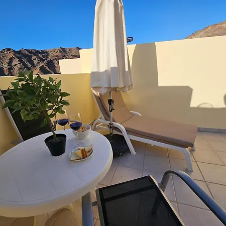 Modern And Welcoming Family With Large Terrace Apartment *
